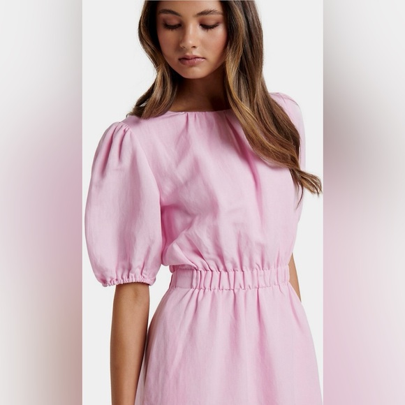 EverNew Melbourne Open Back Baby Barbie Pink Linen Midi Dress. USA 6. - Picture 4 of 4
